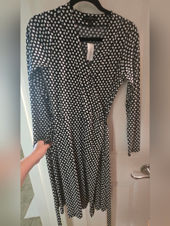 Banana Republic Dresses & Skirts - Banana Republic Black and White Patterned Dress